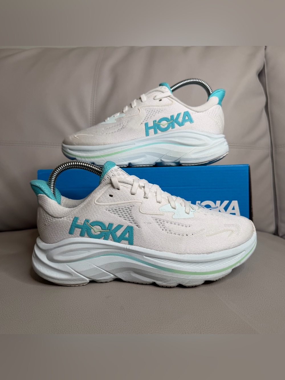 Hoka Clifton 10 Womens Size 6.5 Ceilo Blue White Athletic Running Shoes Sneakers
